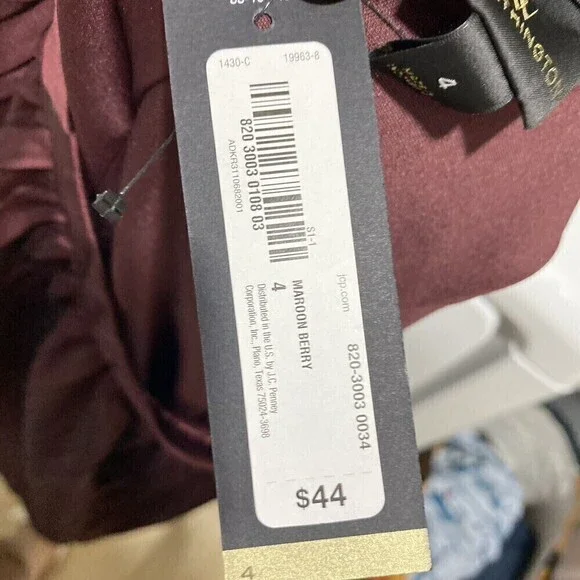 Worthington Women's Maroon Berry Fully Lined Pleated Skirt‎ Size 4 New with tags - Picture 2 of 7